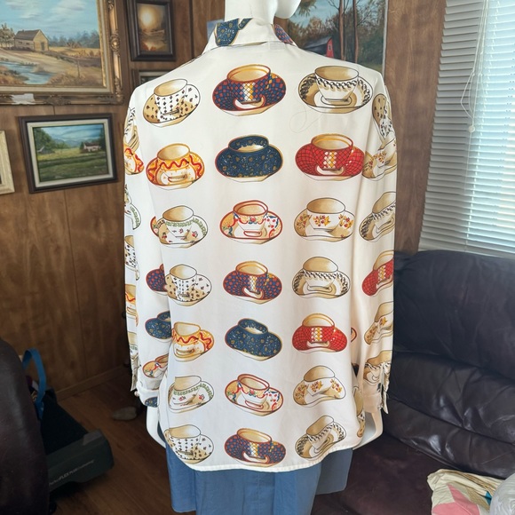 Vintage Tea Cup Blouse - Picture 4 of 6